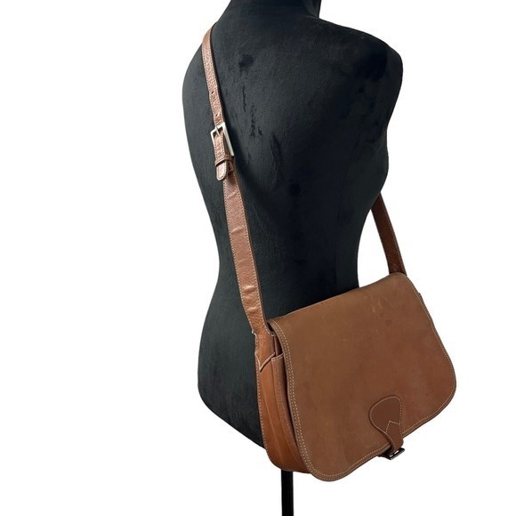 Hobo International Saddle Bag Messenger Brown Leather Shoulder Satchel Purse - Picture 2 of 16